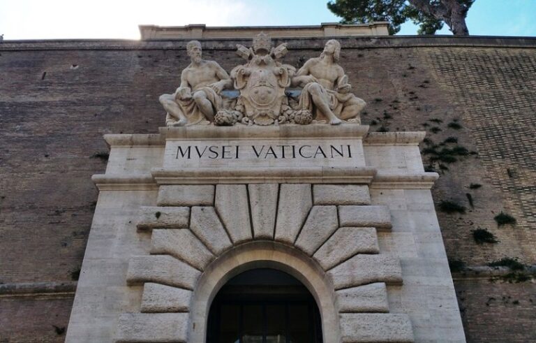 15835 Vatican Museum 1128845 960 720 768x491