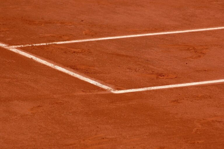 tennis 6153443 12801 768x511